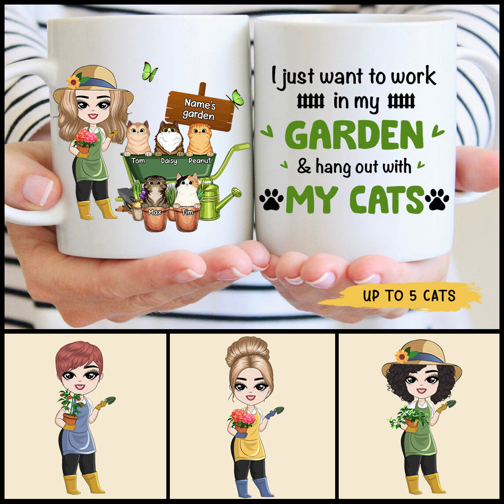 89Customized I just want to work in my garden and hang out with my cats Mug