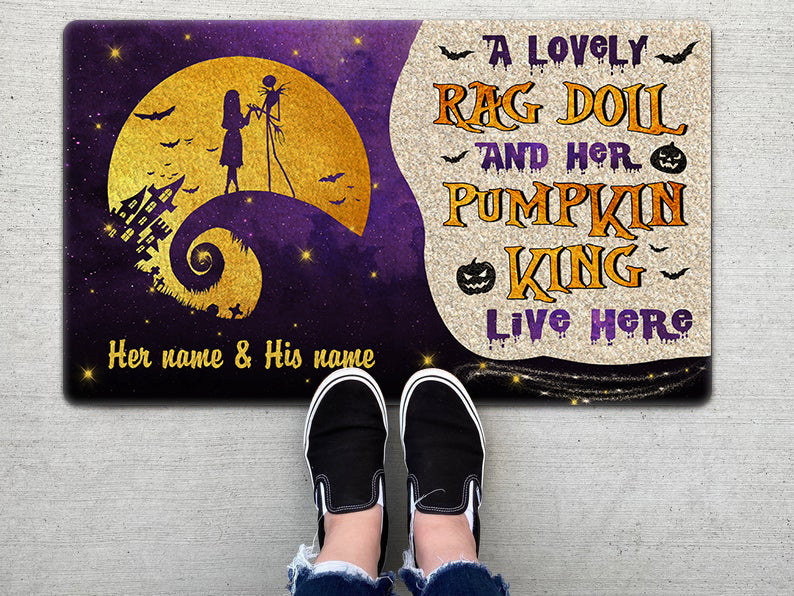 89Customized A lovely rag doll and her pumpkin king live here